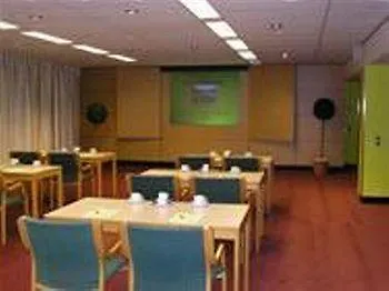 Hotel De Beer Europoort Róterdam 4*,  Países Bajos